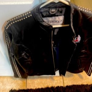 Black leather jacket m